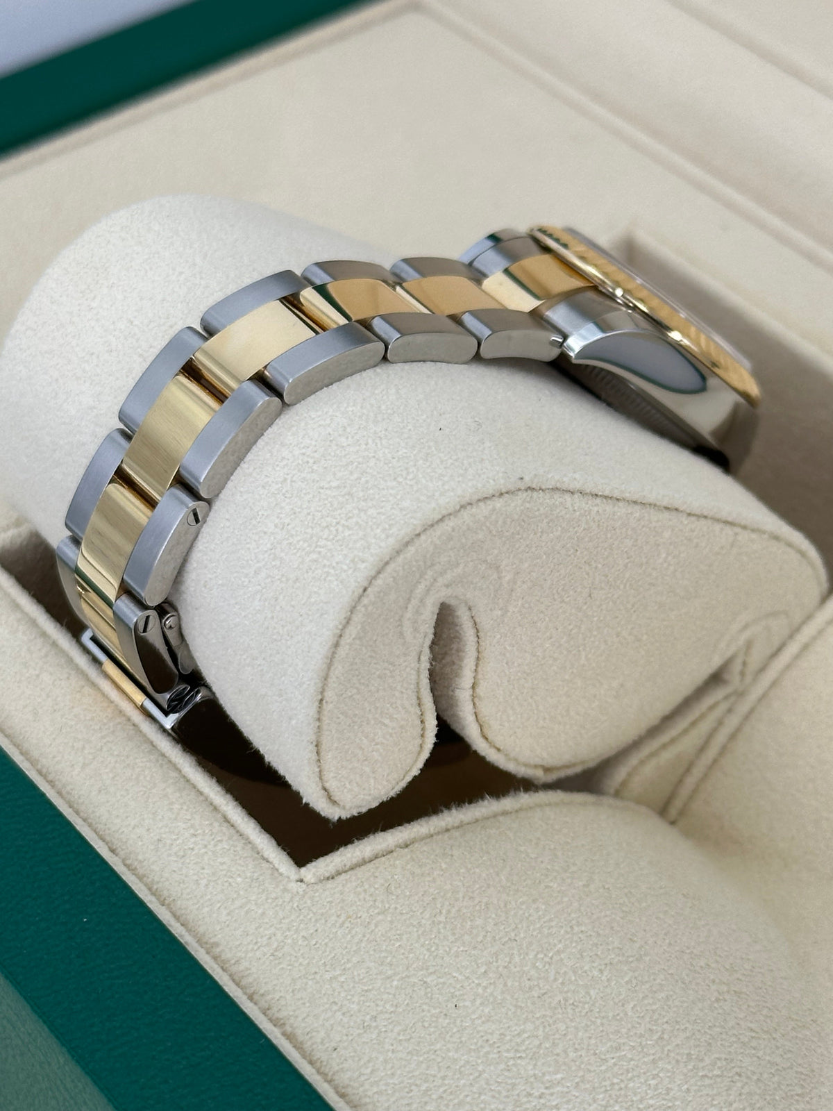 NEW 2022 Rolex Lady Datejust 28mm 279173