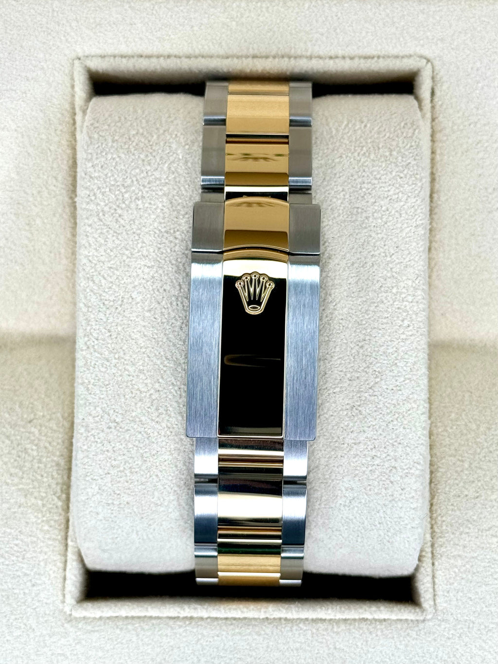 NEW 2025 Rolex Datejust 36mm 126233 Two-Tone Champagne Diamond Dial