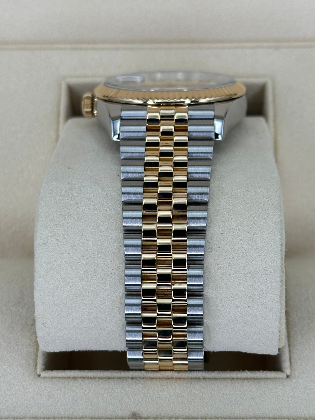 2019 Datejust 36mm 126233 Two-Tone Jubilee 10 Diamond Anniversary Dial