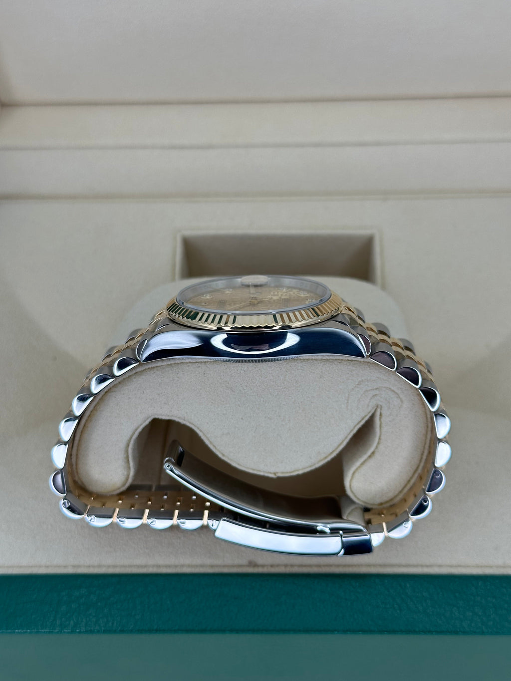2019 Datejust 36mm 126233 Two-Tone Jubilee 10 Diamond Anniversary Dial