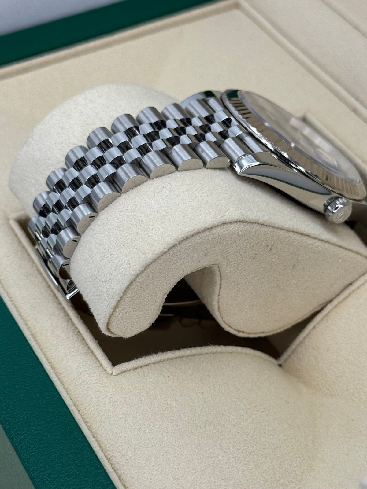 2021 Rolex Datejust 41mm Stainless Steel Jubilee Wimbledon Dial