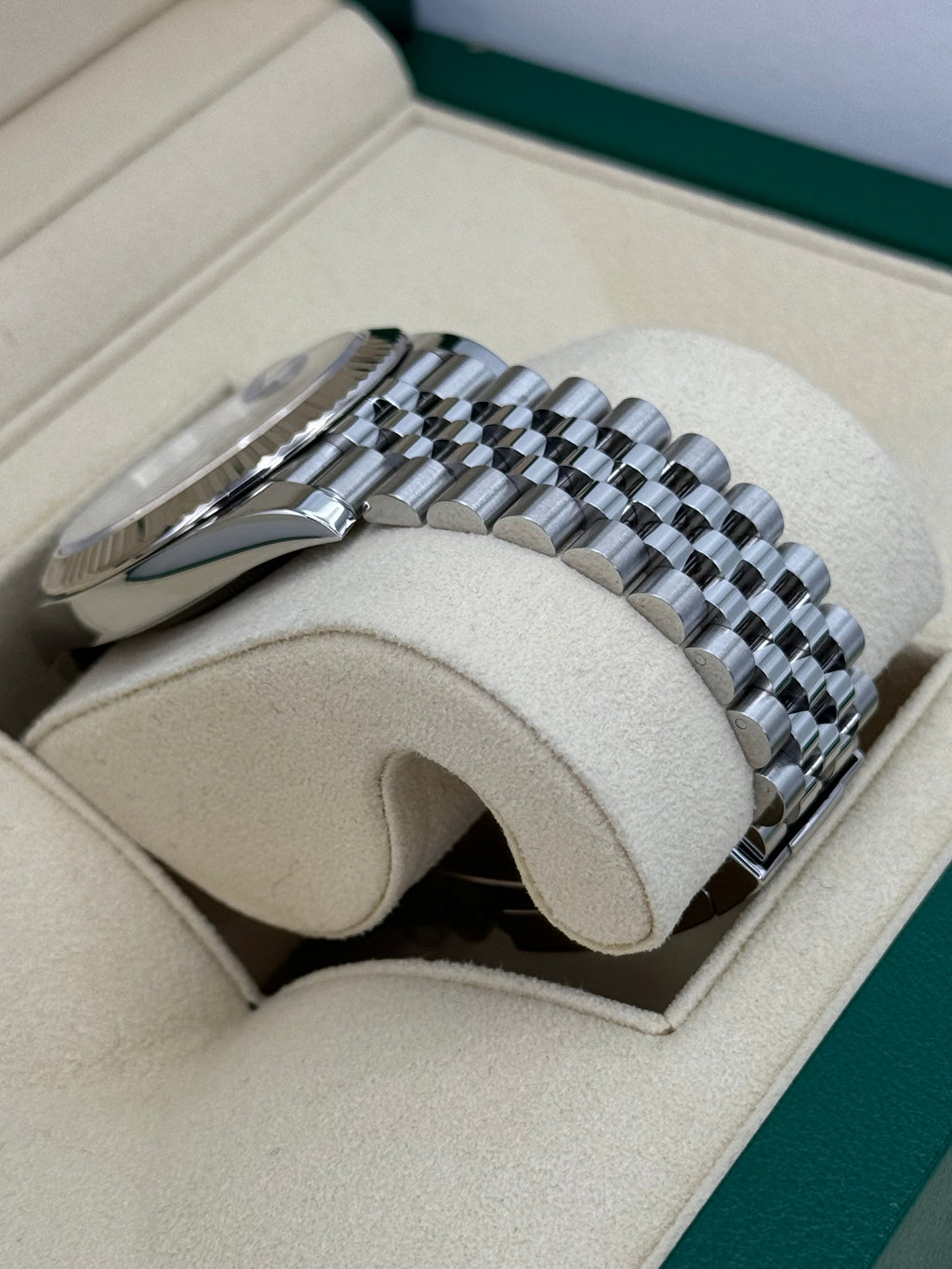 2021 Rolex Datejust 41mm Stainless Steel Jubilee Wimbledon Dial