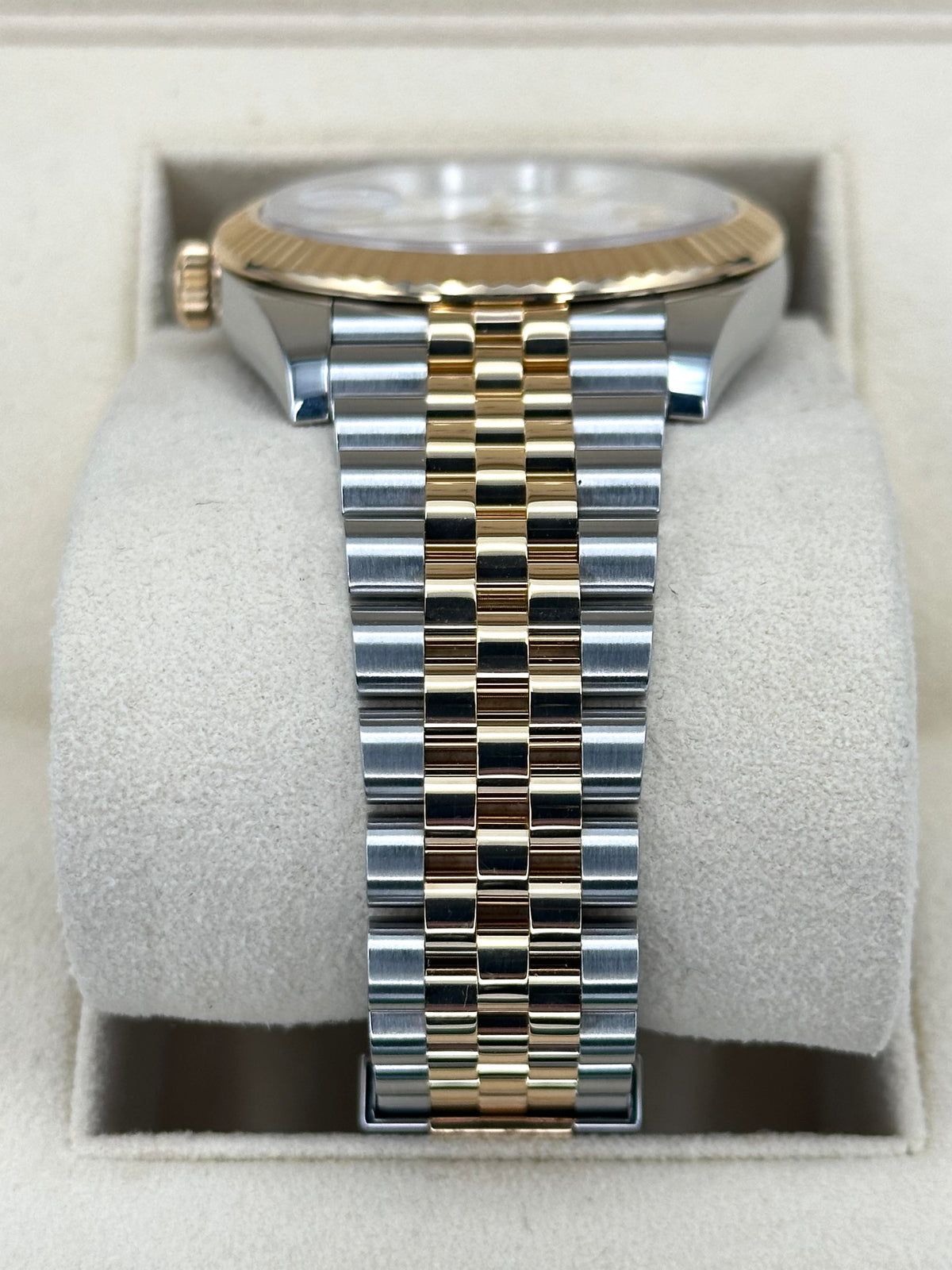 2022 Rolex Datejust 41mm 126333 Two-Tone Jubilee White Dial