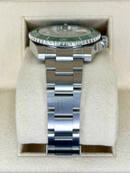 2015 Rolex Submariner "Hulk" 40mm 116610LV Green Dial