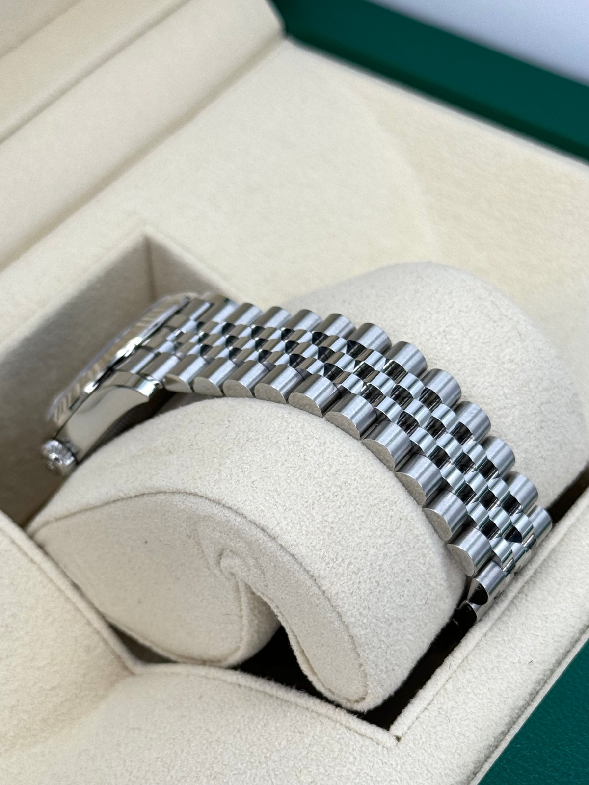 NEW 2025 Rolex Datejust 31mm 278274 Stainless Steel Jubilee Floral Dial