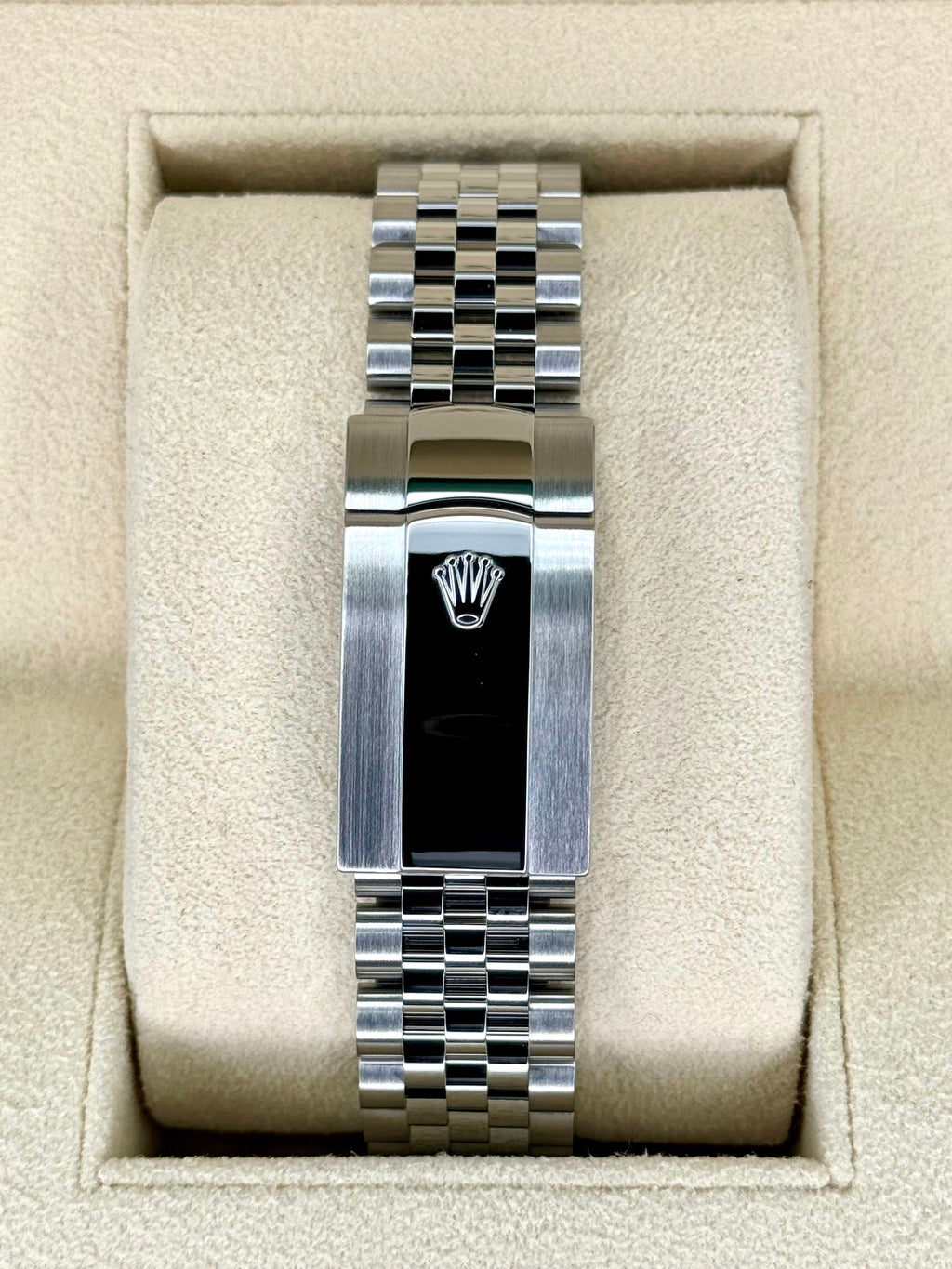 NEW 2025 Rolex Datejust 36mm 126234 Jubilee Green Dial