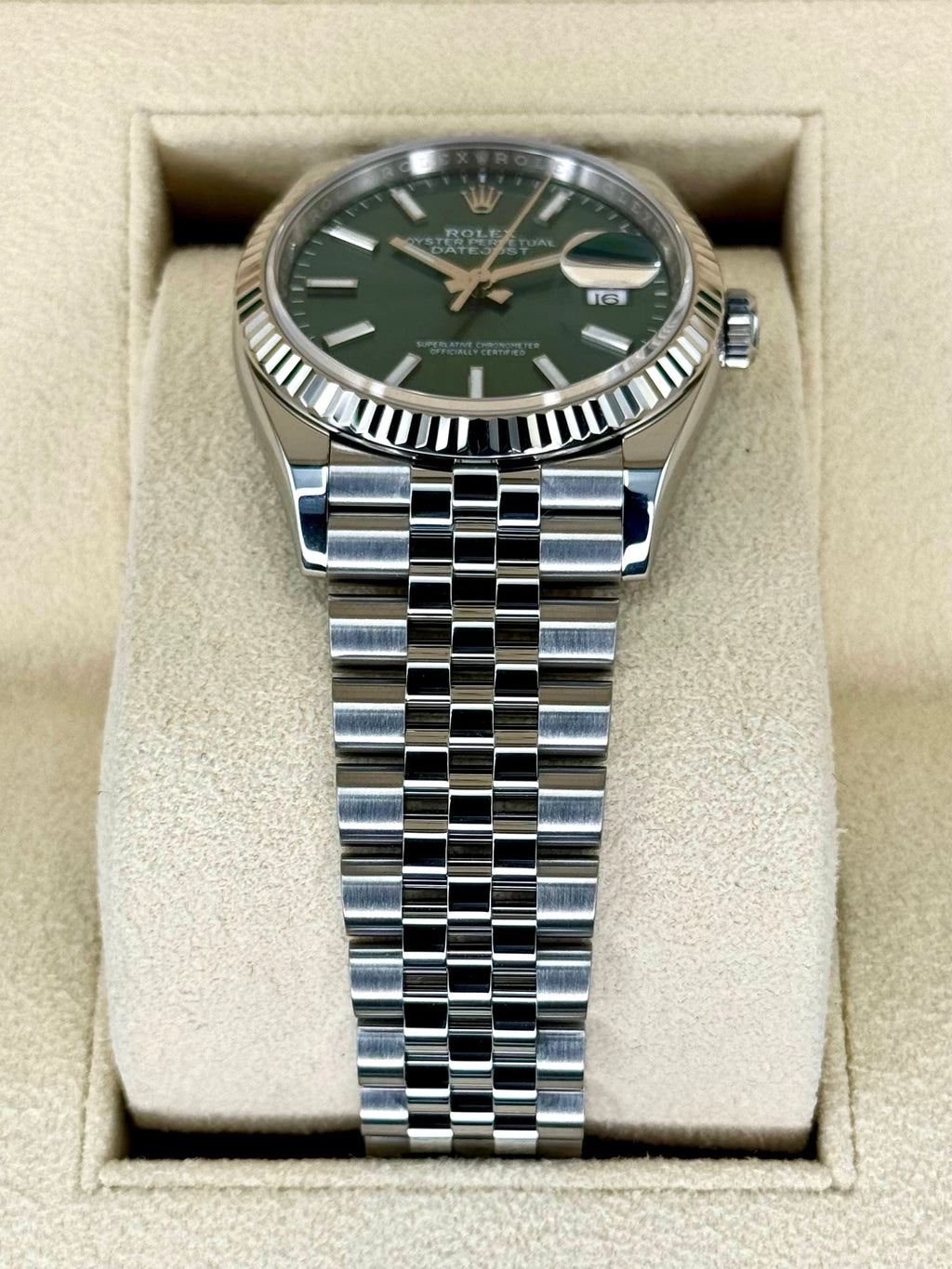 NEW 2025 Rolex Datejust 36mm 126234 Jubilee Green Dial