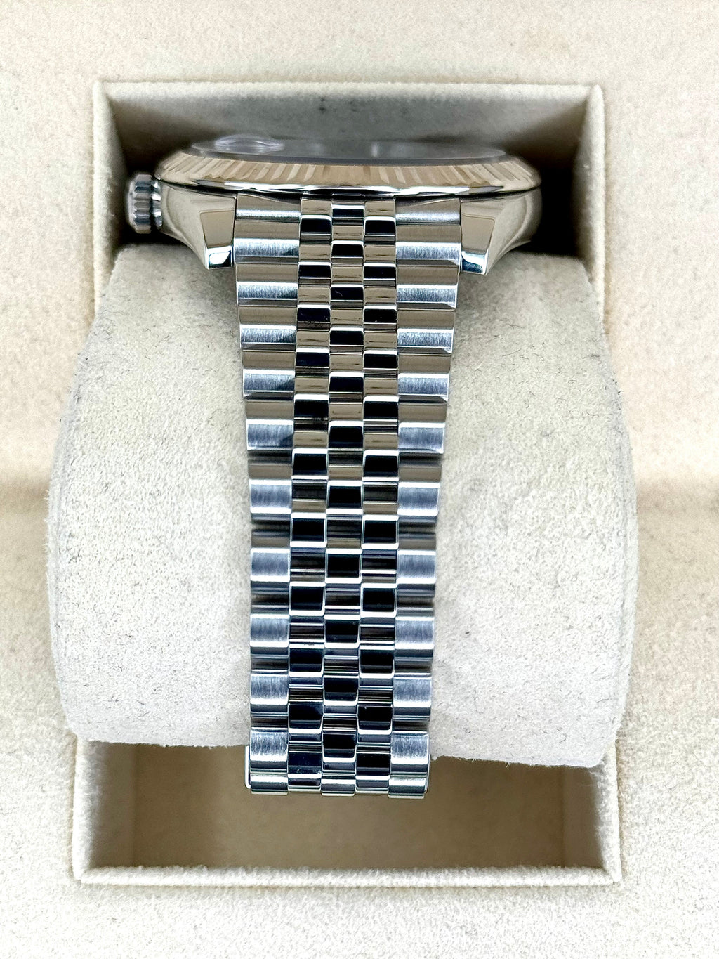 2020 Rolex Datejust 41mm 126334 Stainless Steel Jubilee Black Diamond Dial