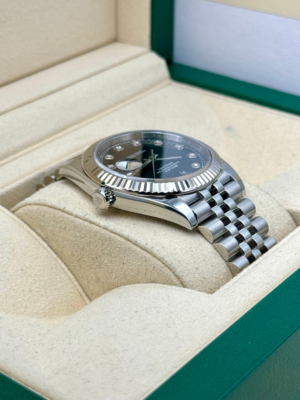 2020 Rolex Datejust 41mm 126334 Stainless Steel Jubilee Black Diamond Dial