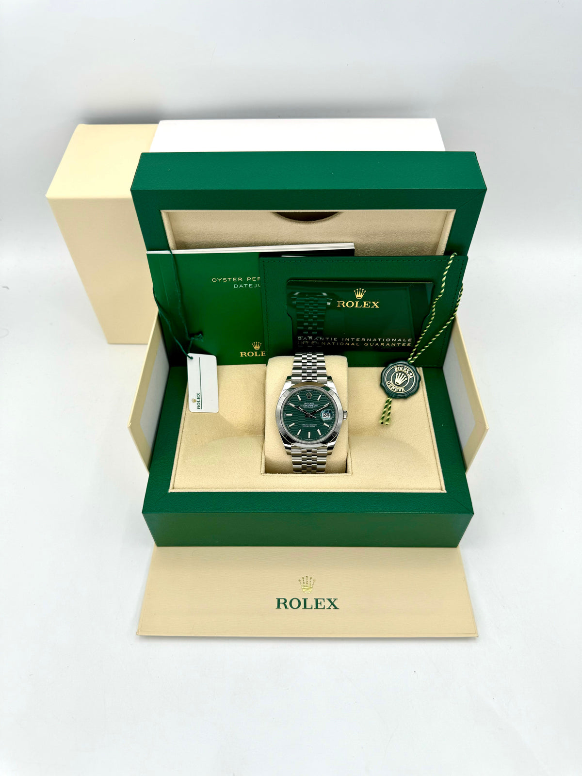 NEW 2024 Rolex Datejust 41mm 126300 Jubilee Green Motif Dial