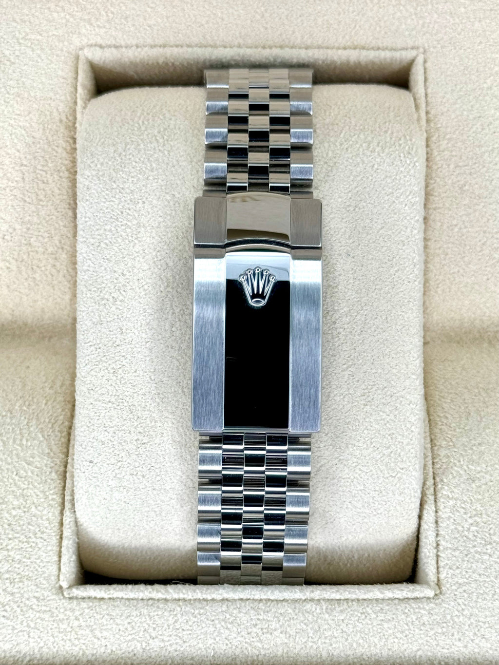 NEW 2024 Rolex Datejust 41mm 126300 Jubilee Green Motif Dial