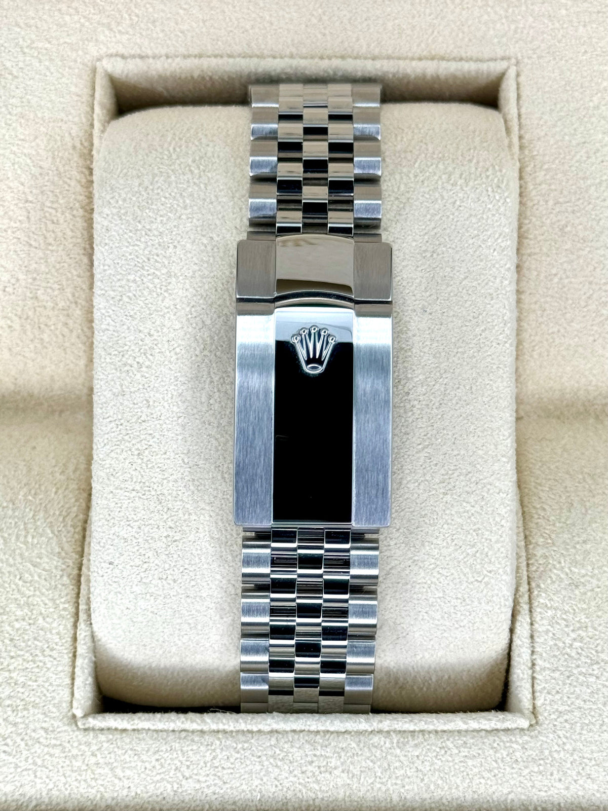 NEW 2024 Rolex Datejust 41mm 126300 Jubilee Green Motif Dial