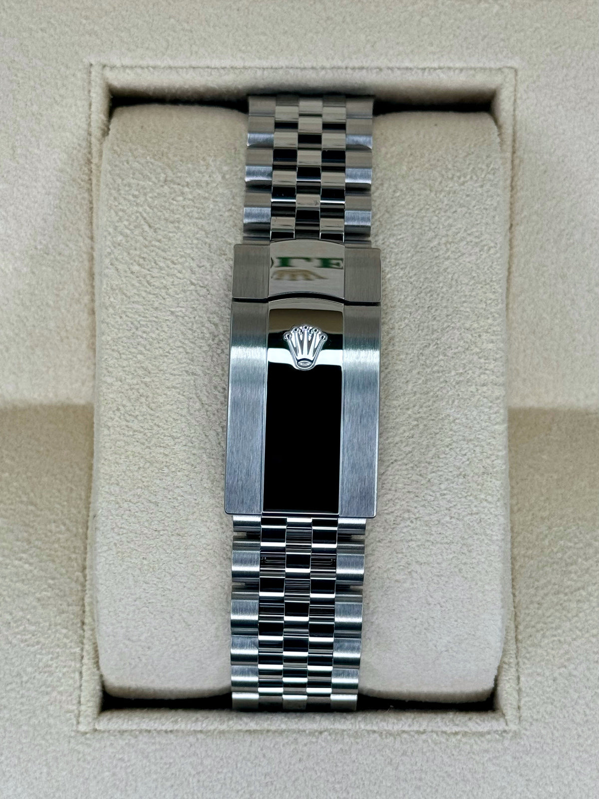 NEW 2025 Rolex Datejust 41mm 126334 Jubilee Black Diamond Dial