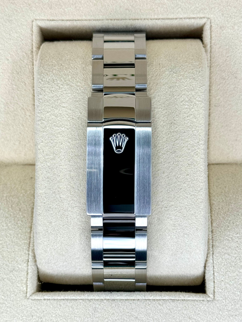 2022 Rolex Datejust 36mm 126200 Stainless Steel Oyster Black Dial