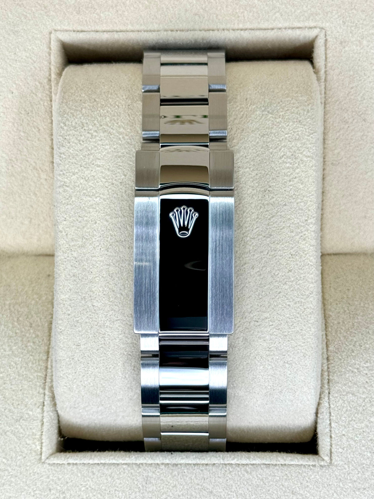 2022 Rolex Datejust 36mm 126200 Stainless Steel Oyster Black Dial