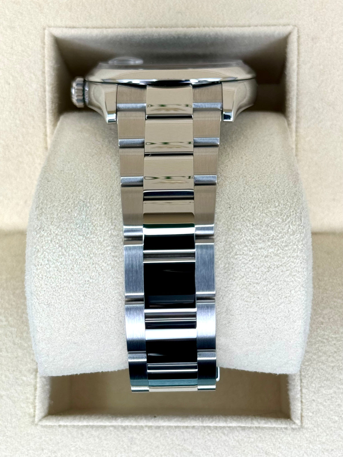 2022 Rolex Datejust 36mm 126200 Stainless Steel Oyster Black Dial