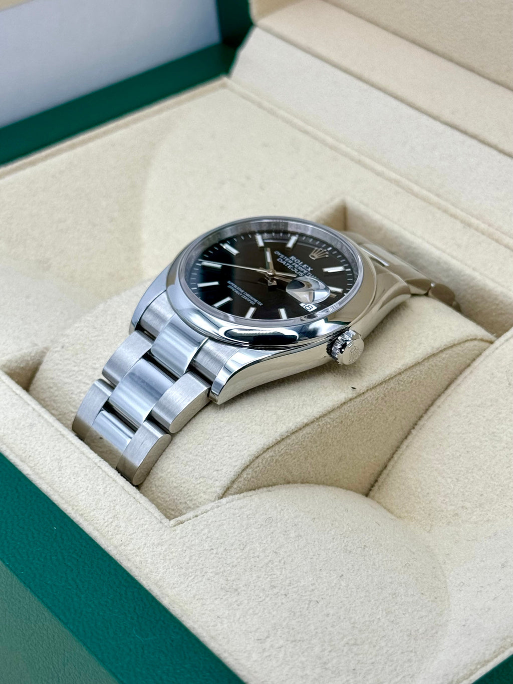 2022 Rolex Datejust 36mm 126200 Stainless Steel Oyster Black Dial