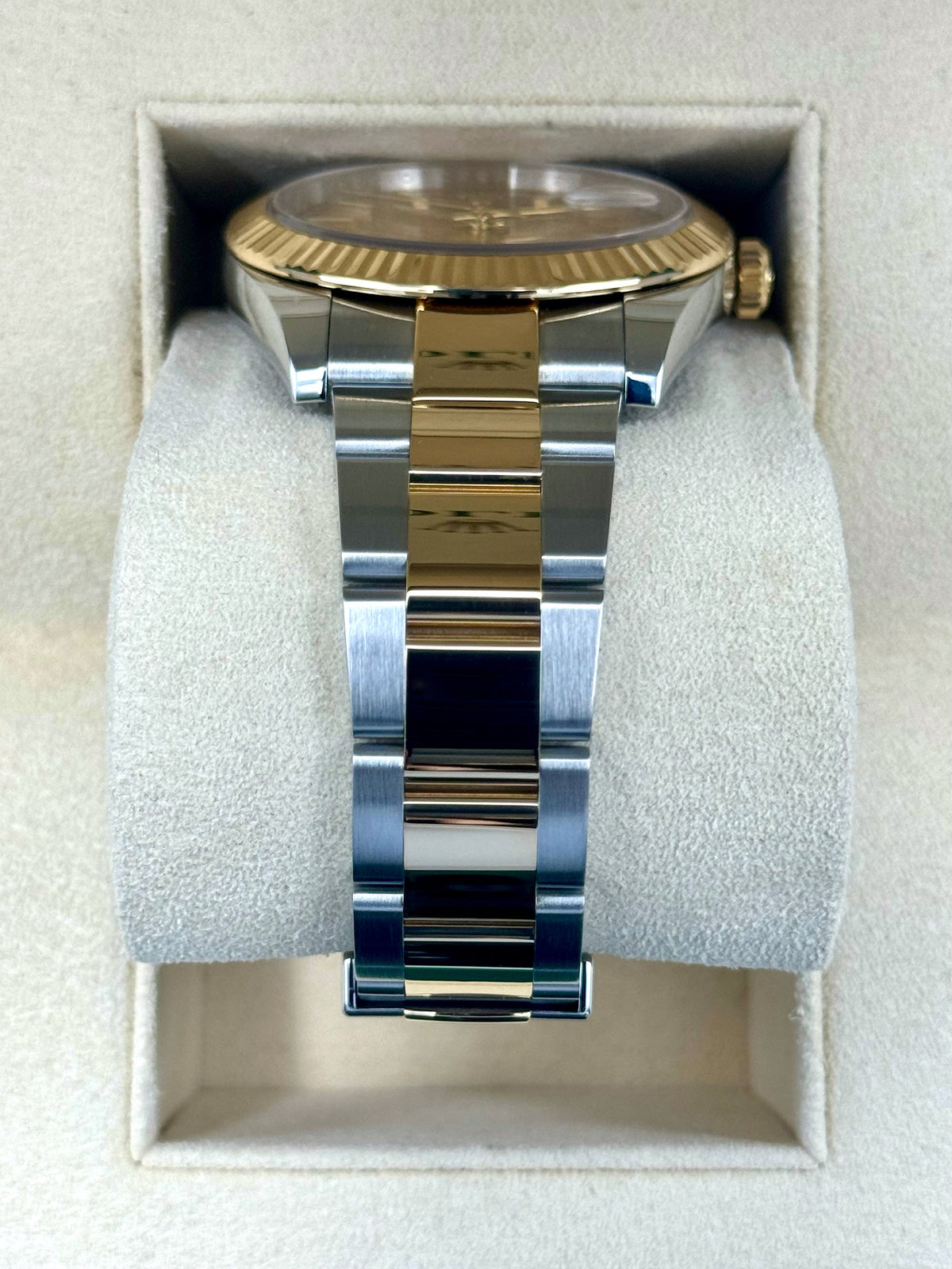 2017 Rolex Datejust 41mm 126333 Two-Tone Oyster Champagne Dial