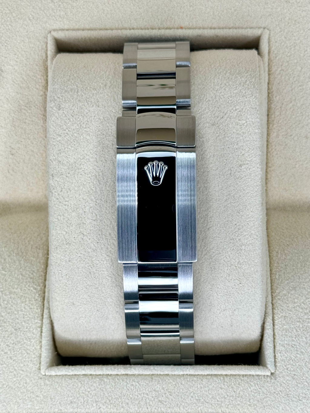 2017 Rolex Datejust II 41mm 116334 Stainless Steel Oyster Black Dial