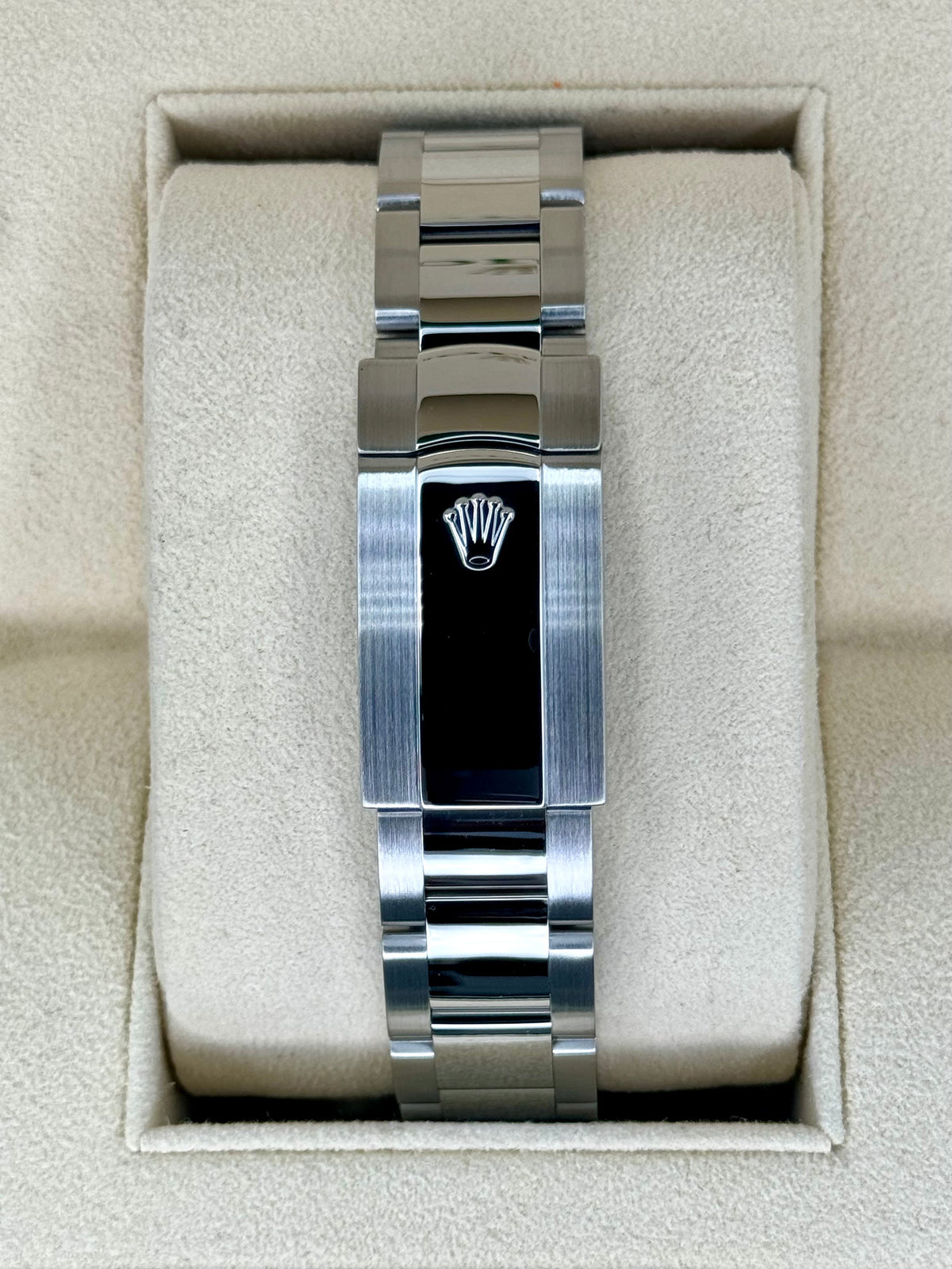 2017 Rolex Datejust II 41mm 116334 Stainless Steel Oyster Black Dial