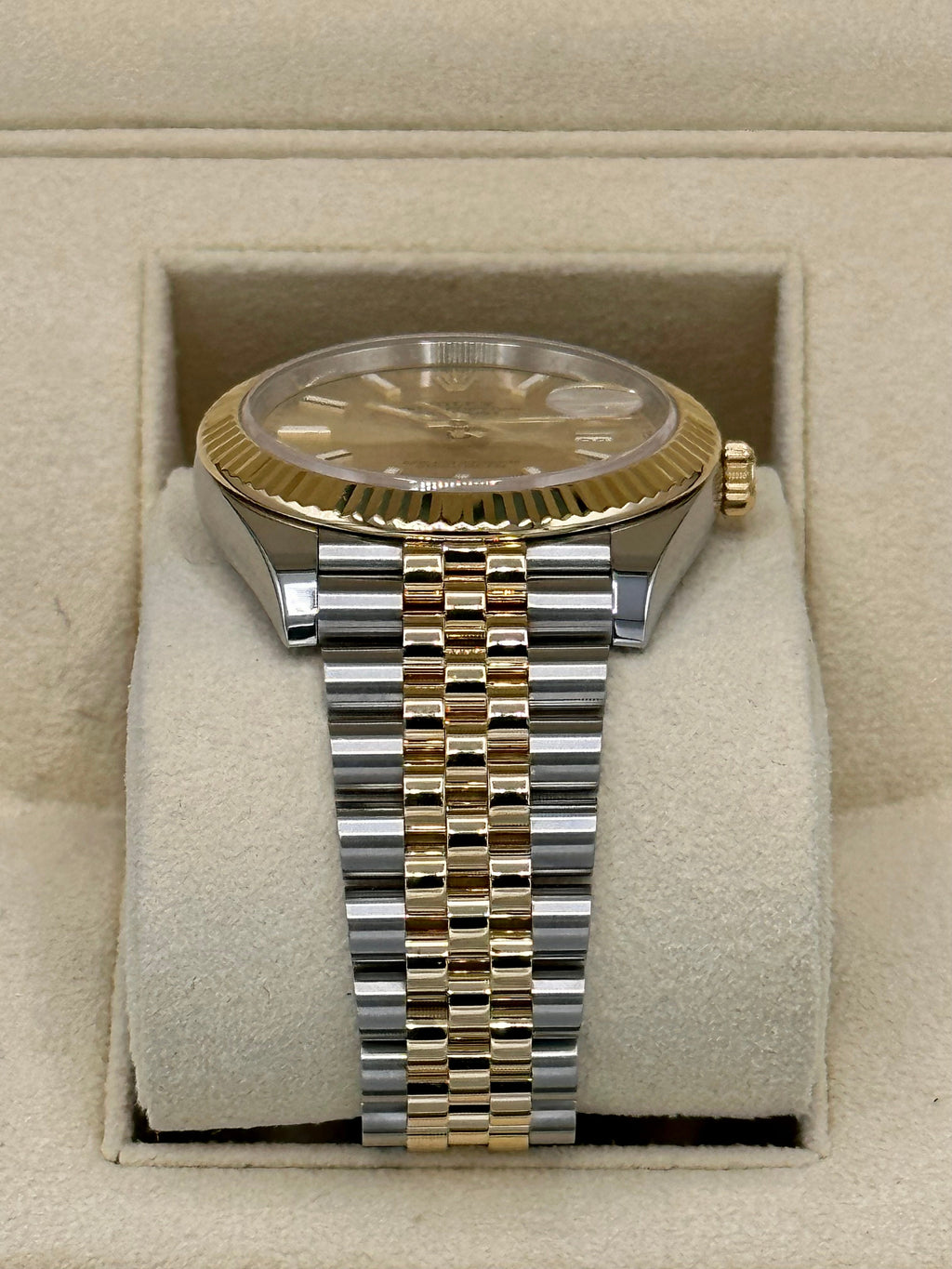 2021 Rolex Datejust 41mm 126333 Two-Tone Jubilee Champagne Stick Dial