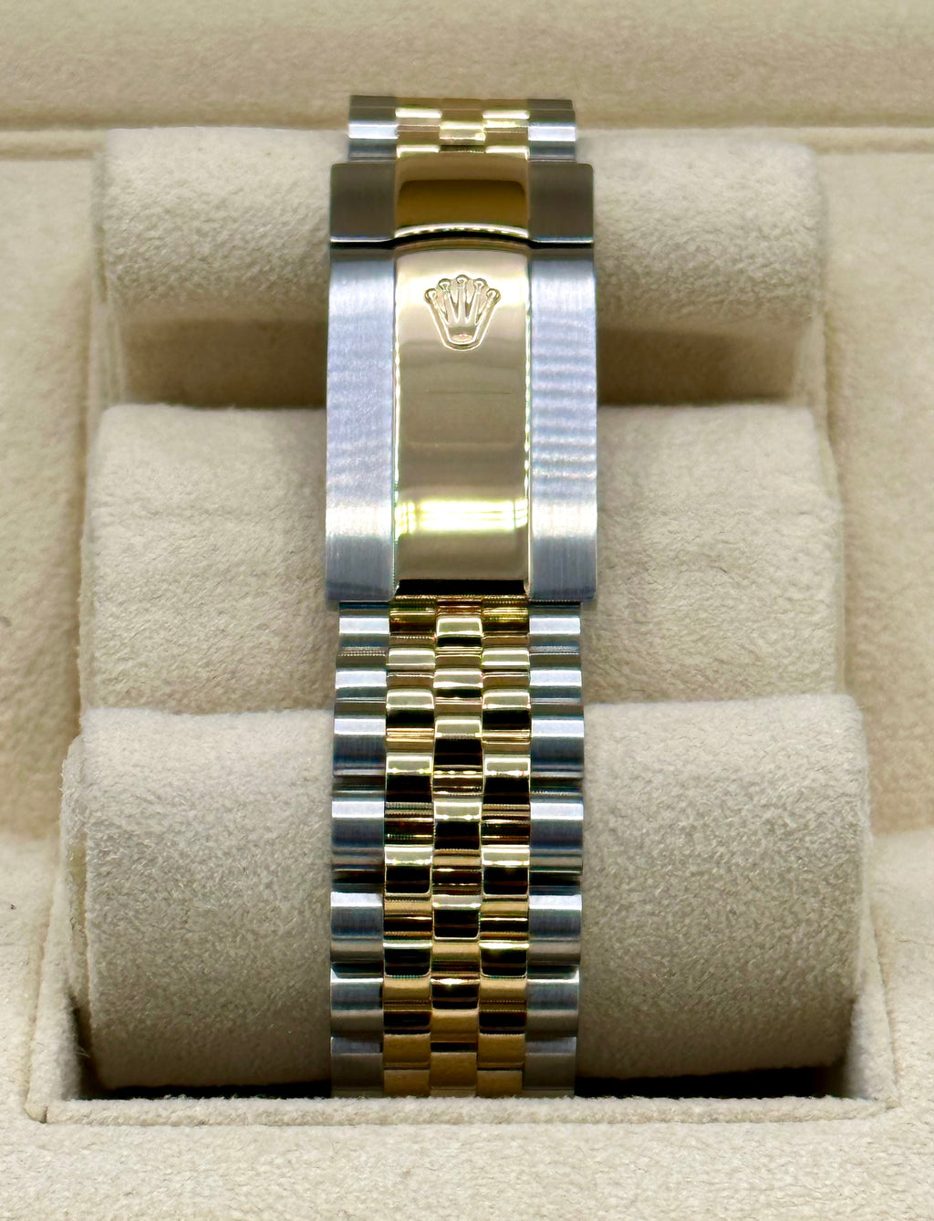 2021 Rolex Datejust 41mm 126333 Two-Tone Jubilee Champagne Stick Dial