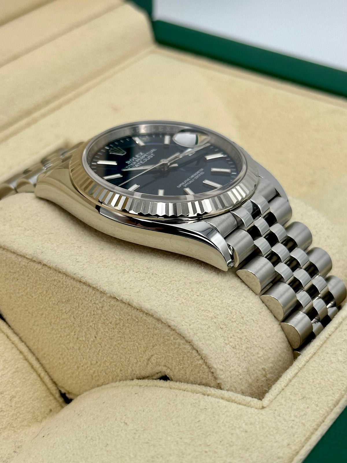 2022 Rolex Datejust 36mm 126234 Jubilee Blue Dial