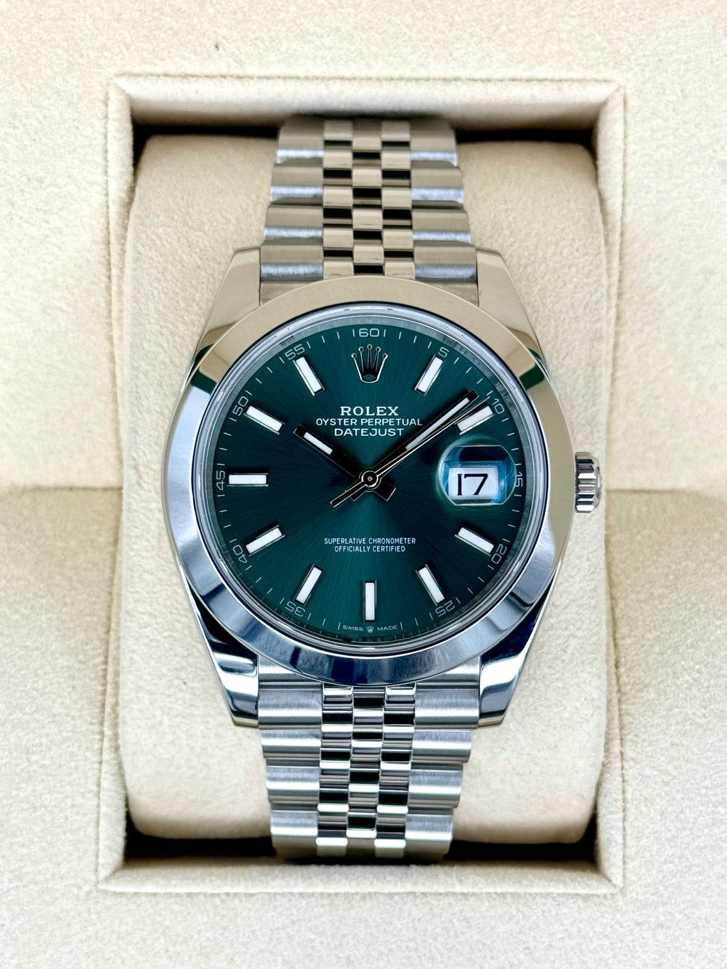 2022 Rolex Datejust 41mm 126300 Jubilee Green Dial