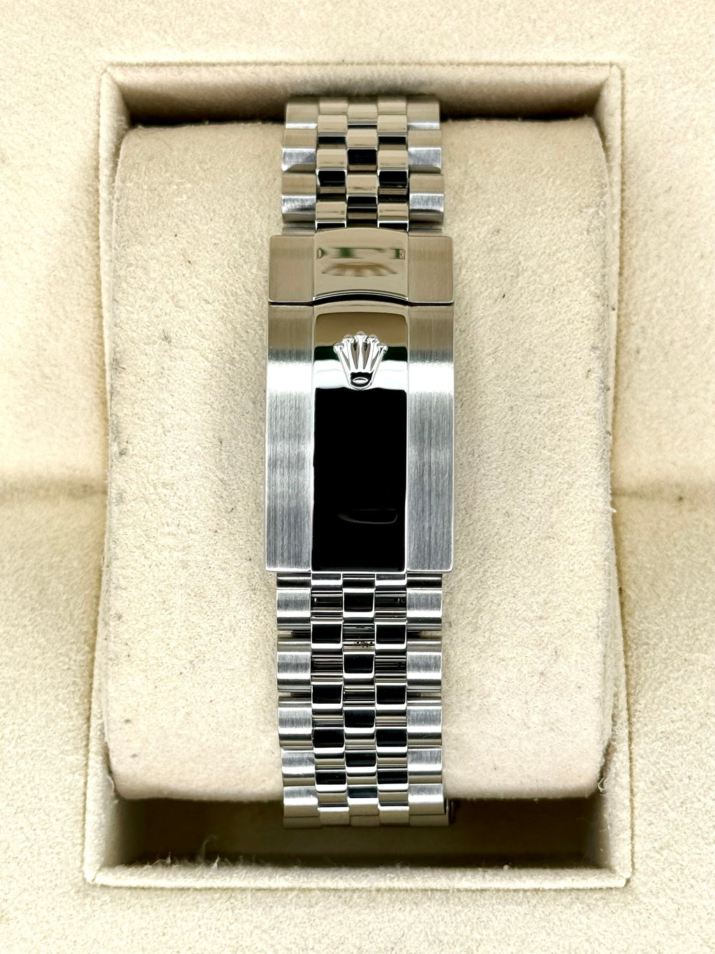 2019 Rolex Datejust 41mm 126334 Stainless Steel Jubilee Black Dial