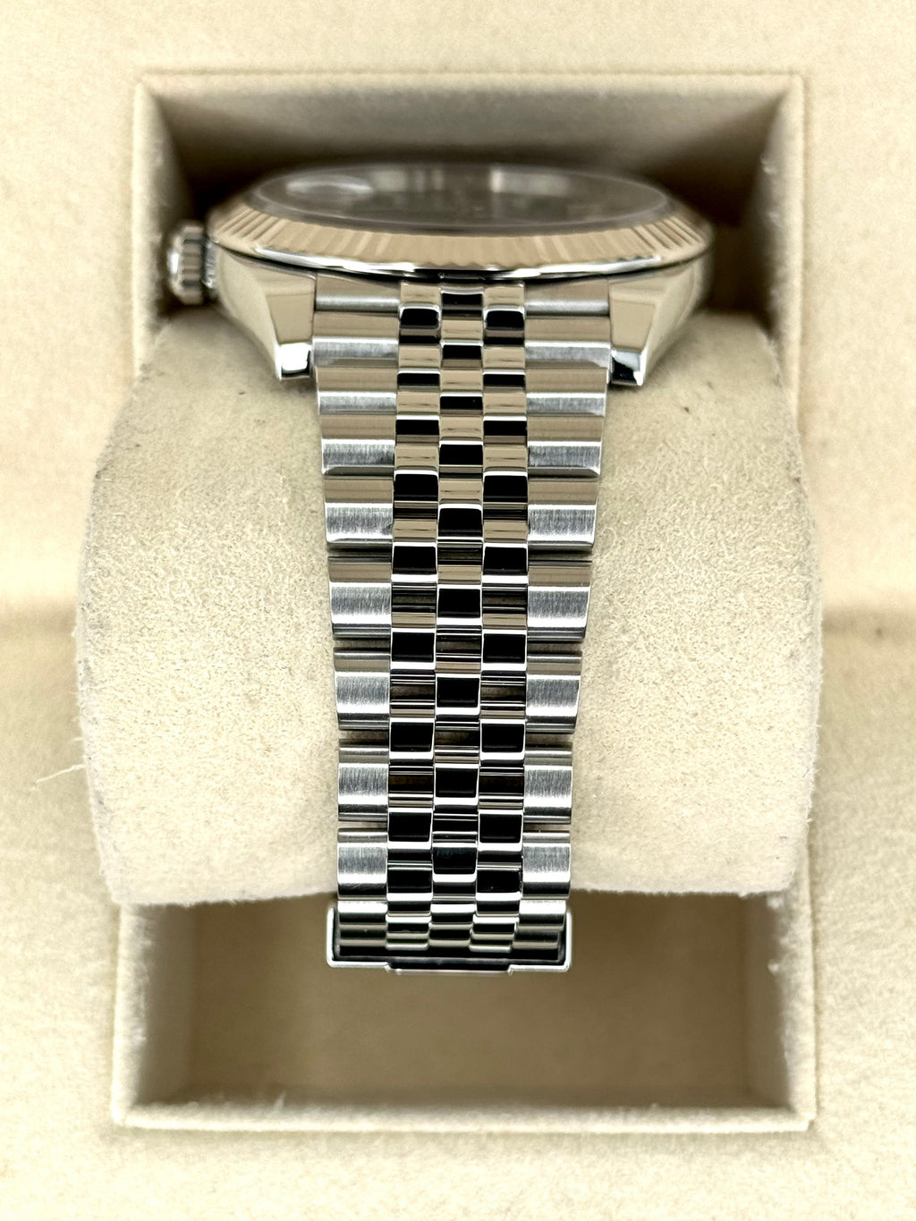2019 Rolex Datejust 41mm 126334 Stainless Steel Jubilee Black Dial