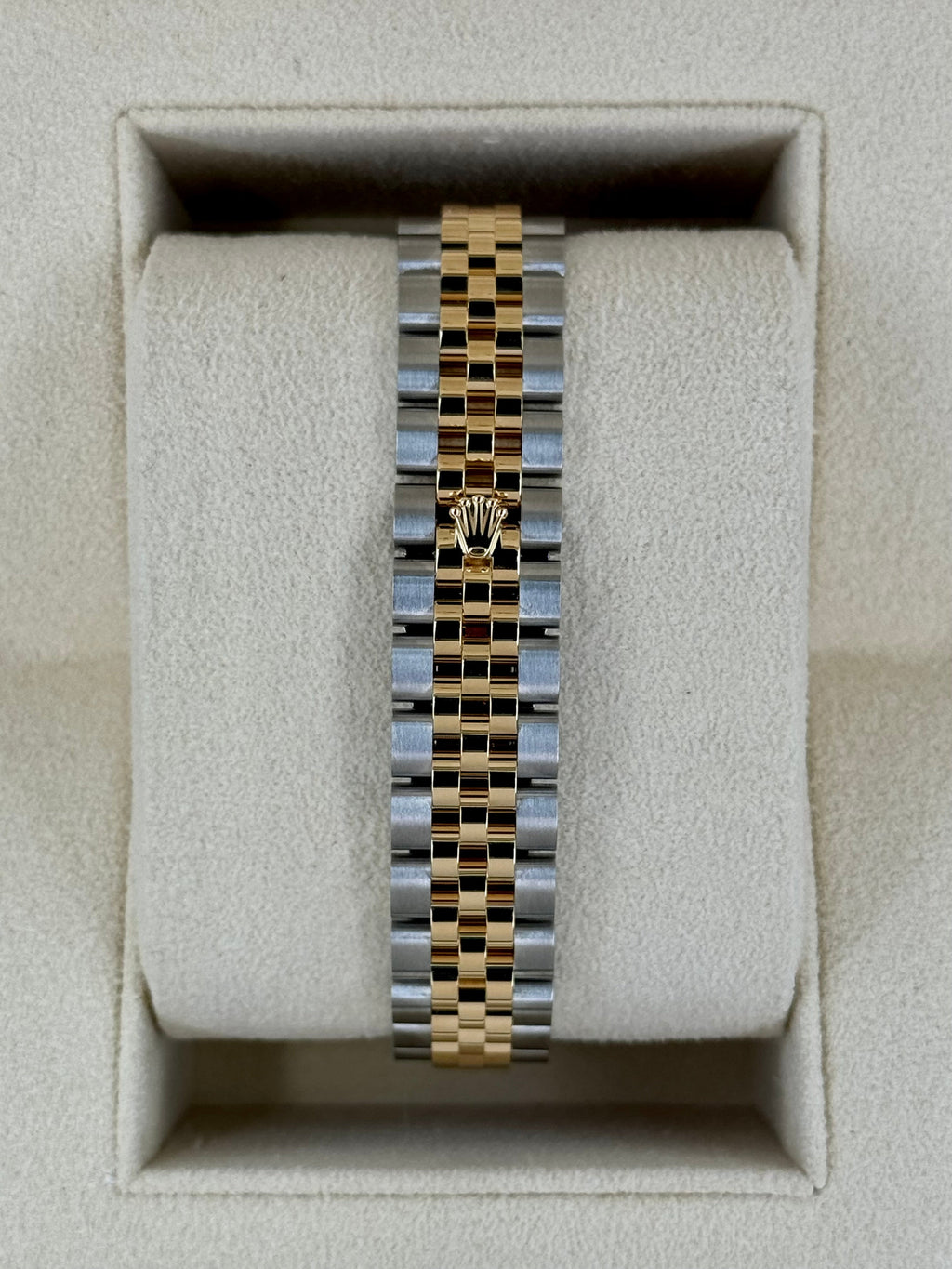 NEW 2024 Rolex Lady Datejust 28mm 279173 Jubilee Champagne Dial
