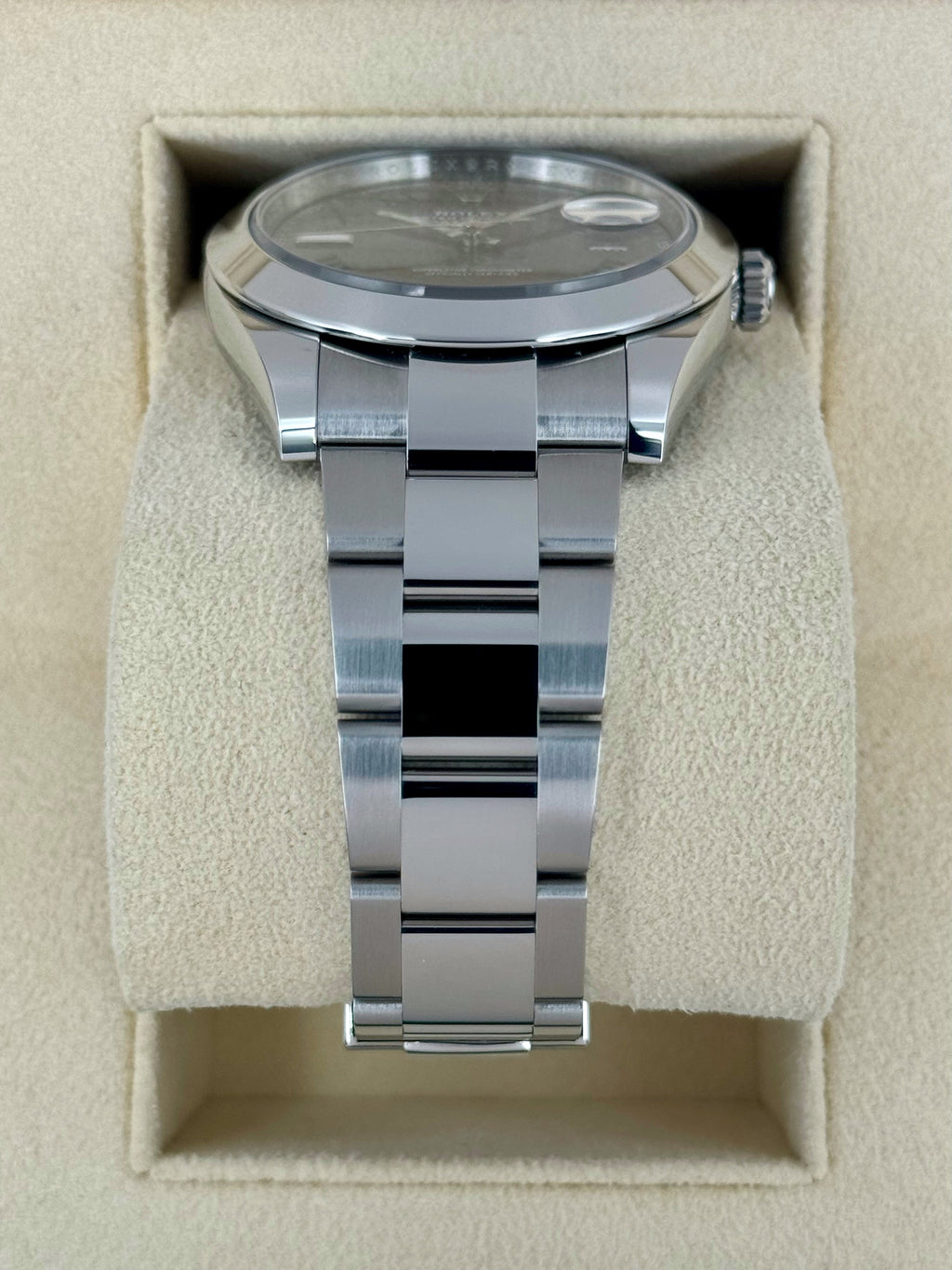 NEW 2025 Rolex Datejust 41mm 126300 Wimbledon Dial Oyster