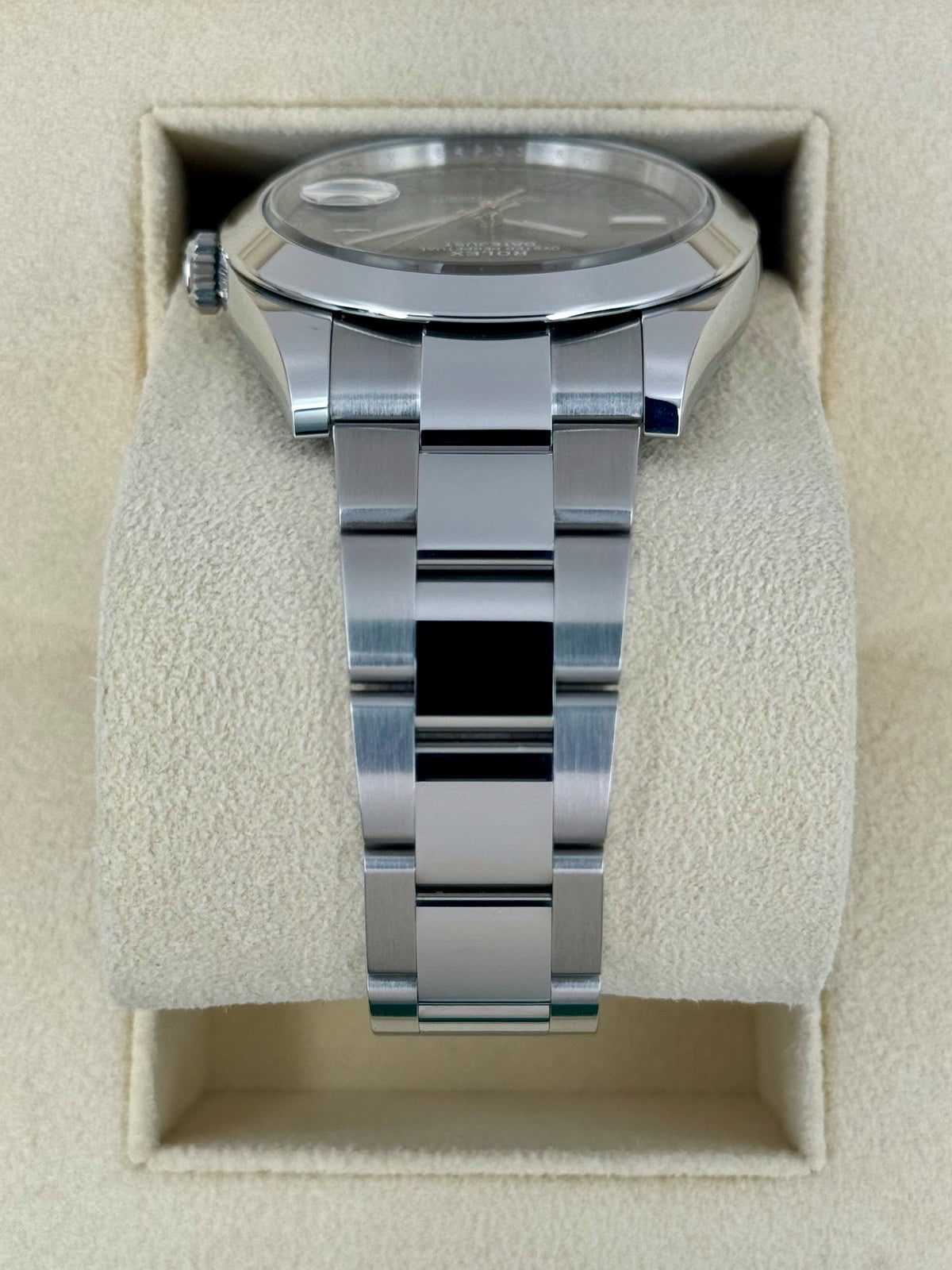 NEW 2025 Rolex Datejust 41mm 126300 Wimbledon Dial Oyster