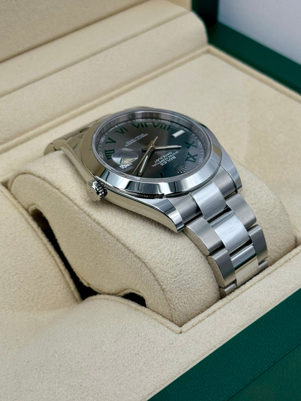 NEW 2025 Rolex Datejust 41mm 126300 Wimbledon Dial Oyster