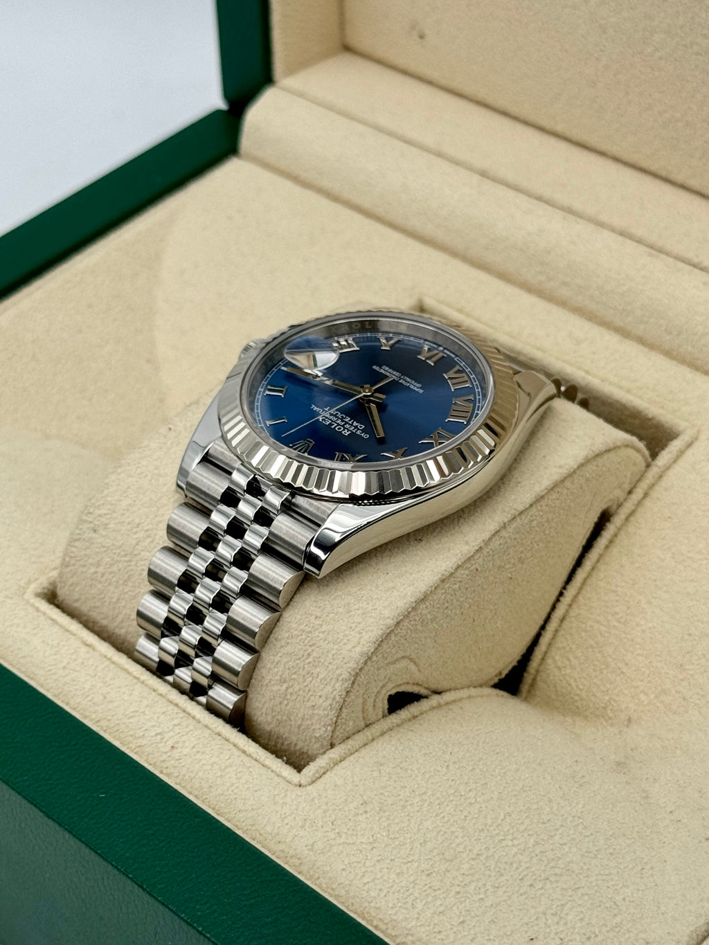 2023 Rolex Datejust 41mm 126334 Jubilee Blue Roman Numeral Dial