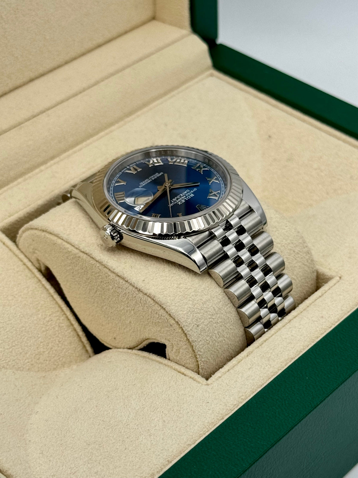 2023 Rolex Datejust 41mm 126334 Jubilee Blue Roman Numeral Dial