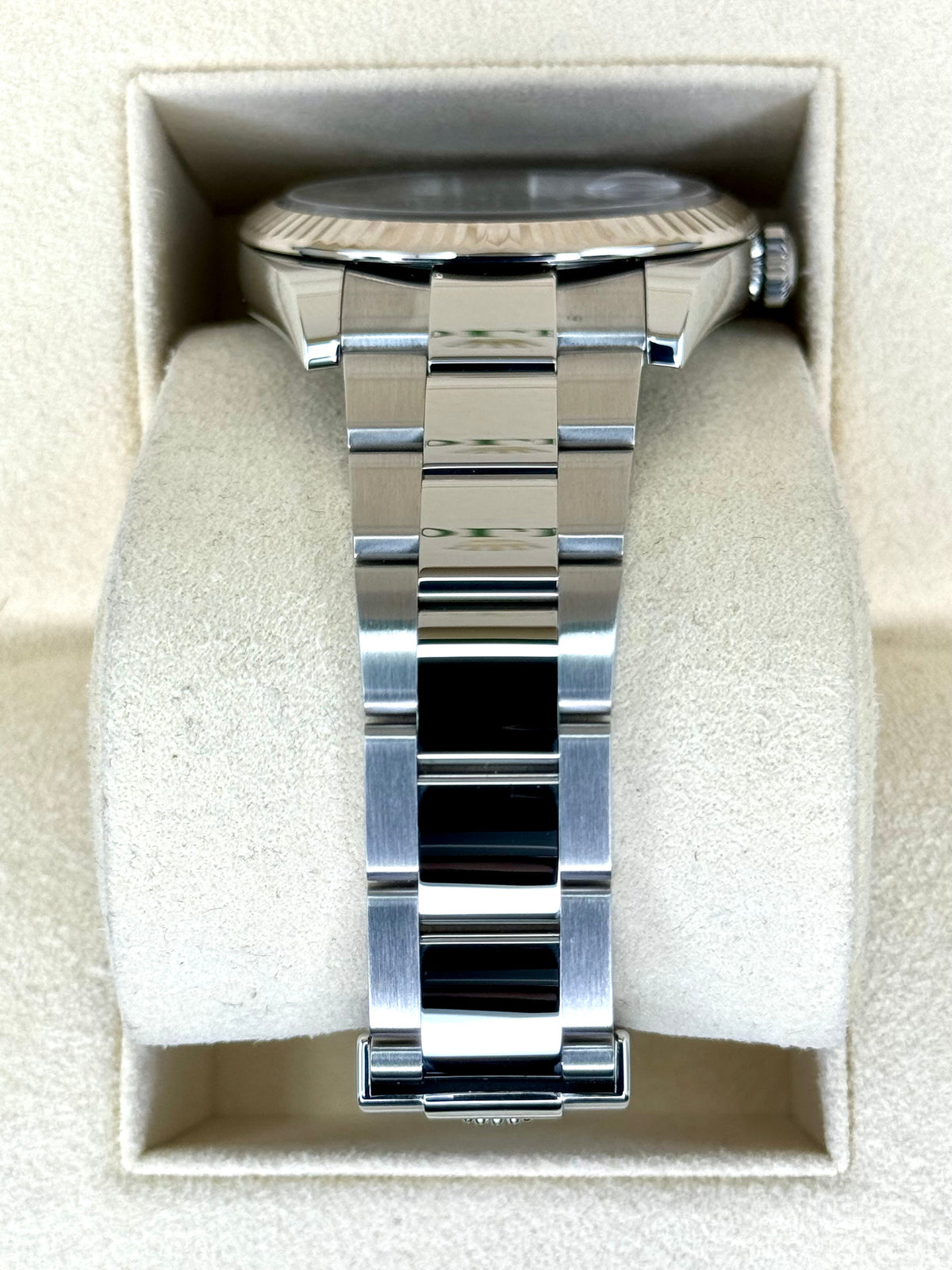 2021 Rolex Datejust 41mm Rhodium Diamond Dial 126334