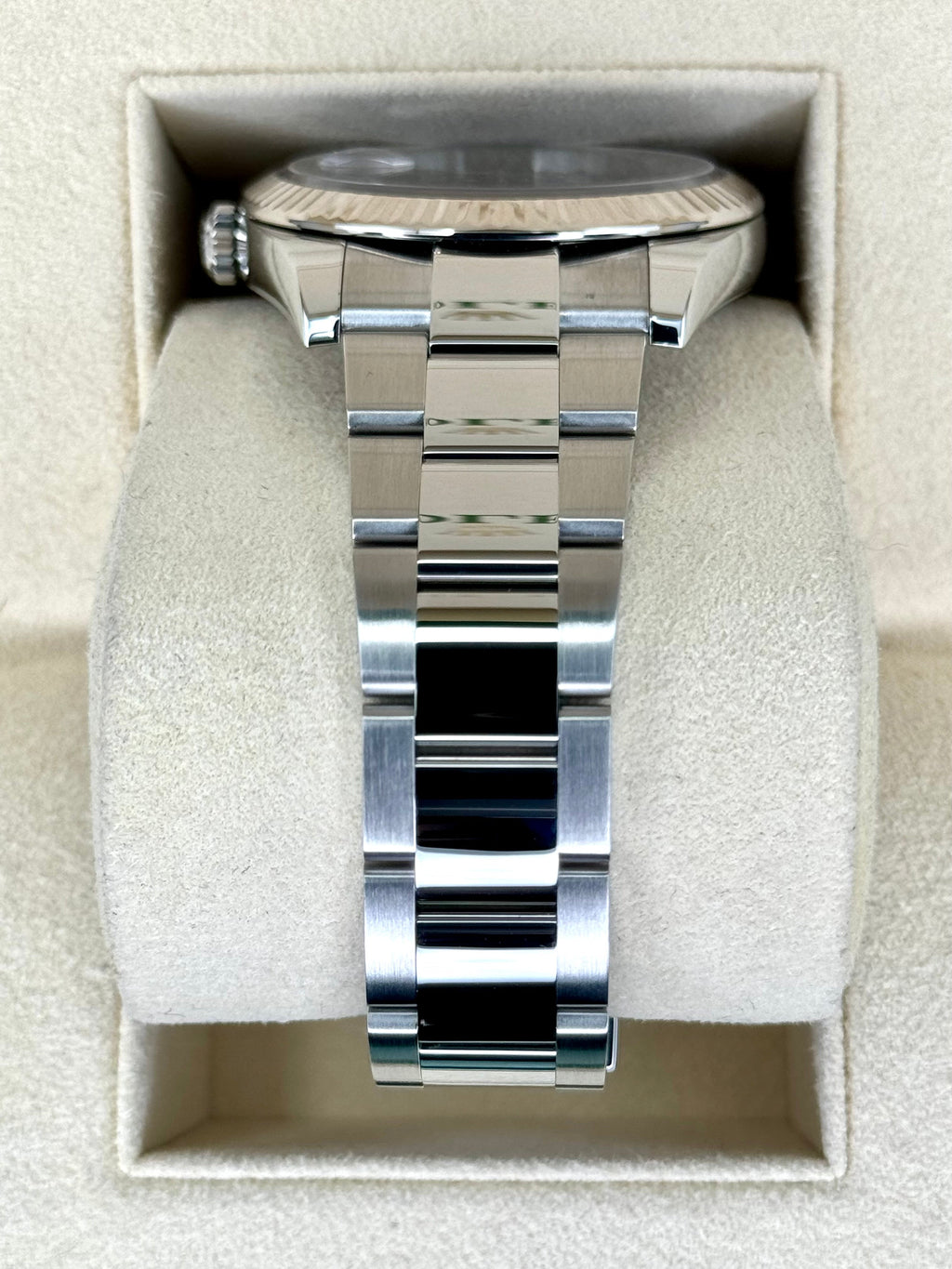 2021 Rolex Datejust 41mm Rhodium Diamond Dial 126334