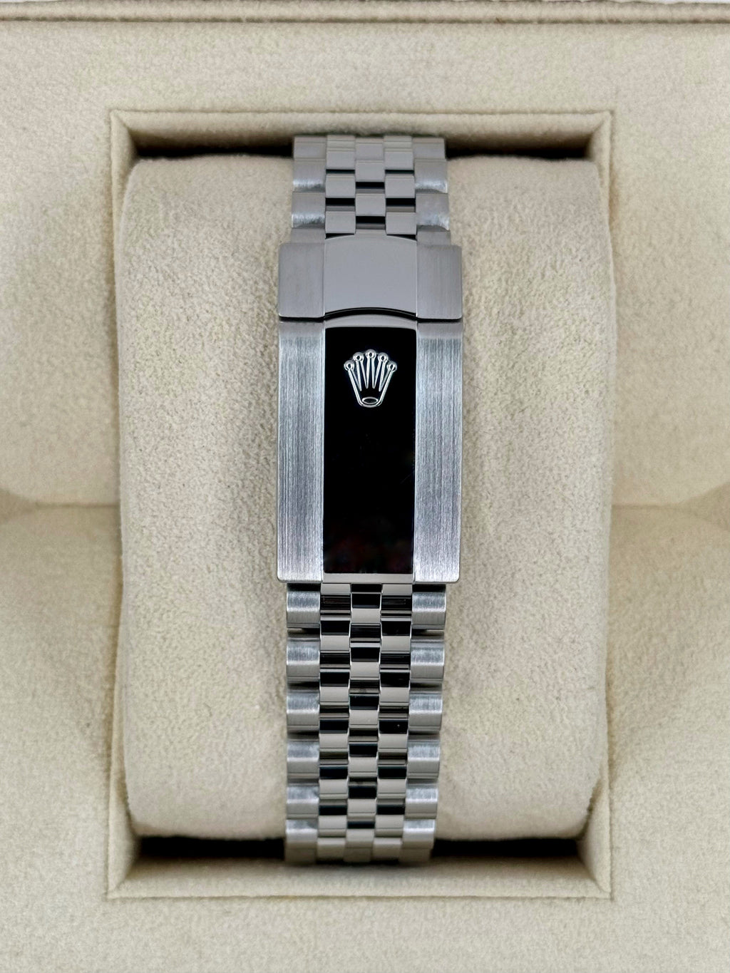 2022 Rolex Datejust 41mm 126334 Stainless Steel Jubilee Blue Dial