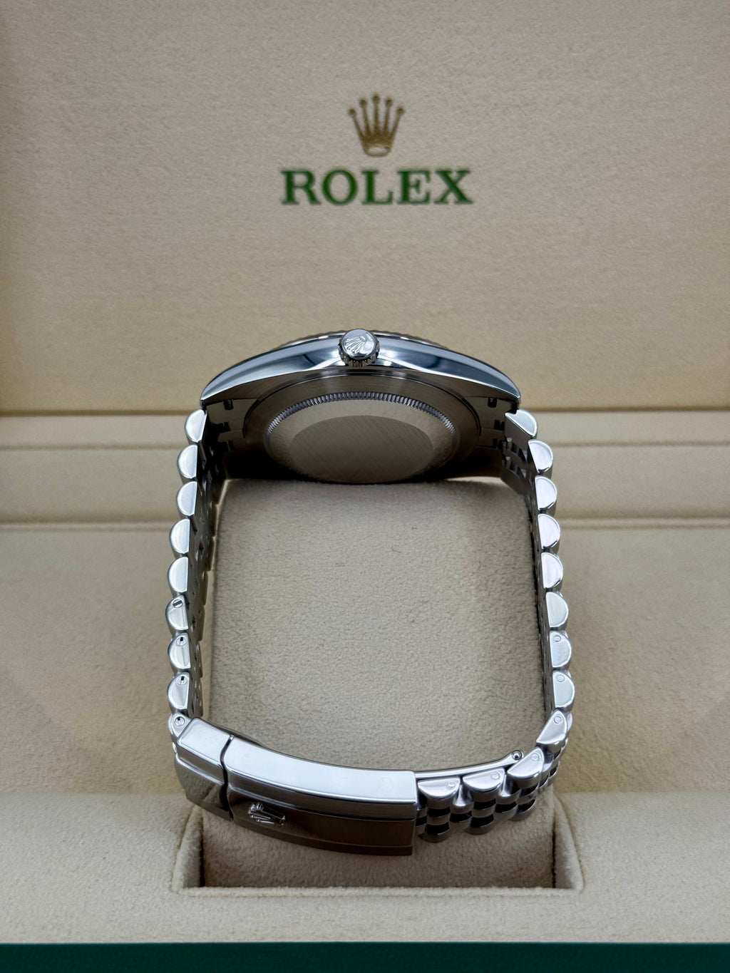 2024 Rolex Datejust 41mm 126334 Jubilee Wimbledon Dial