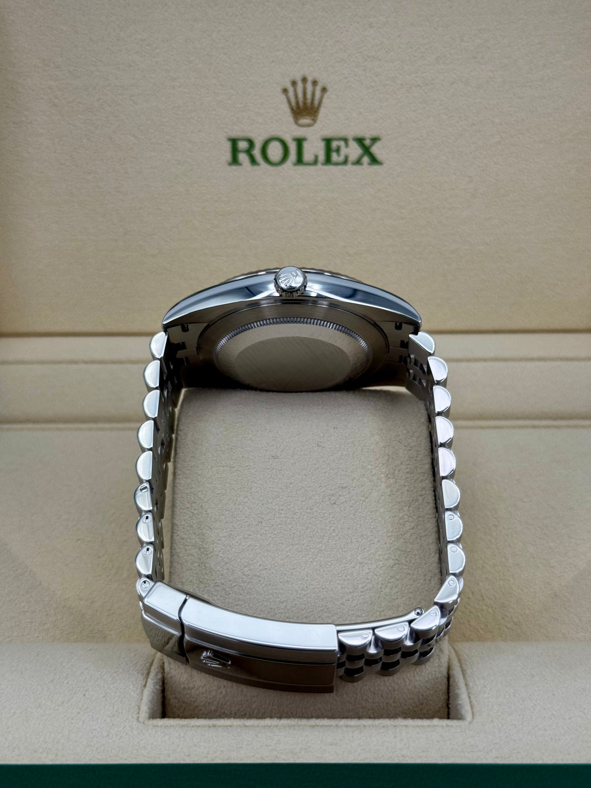 2024 Rolex Datejust 41mm 126334 Jubilee Wimbledon Dial