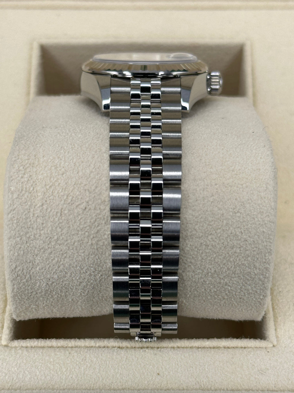2022 Rolex Lady-Datejust 28mm 279174 Jubilee Mother of Pearl Diamond Dial