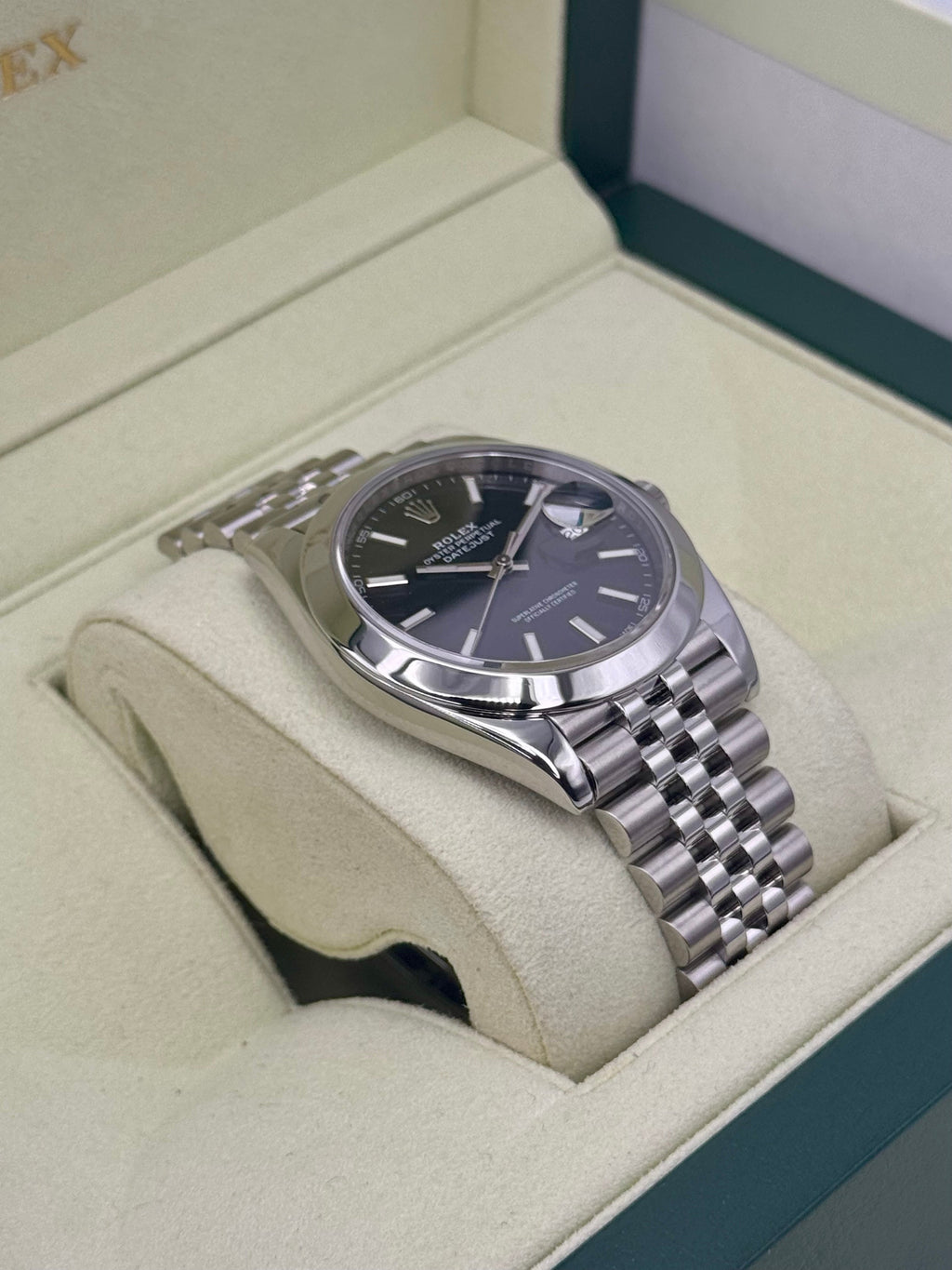 2018 Rolex Datejust 41mm 126300 Stainless Steel Jubilee Black Dial