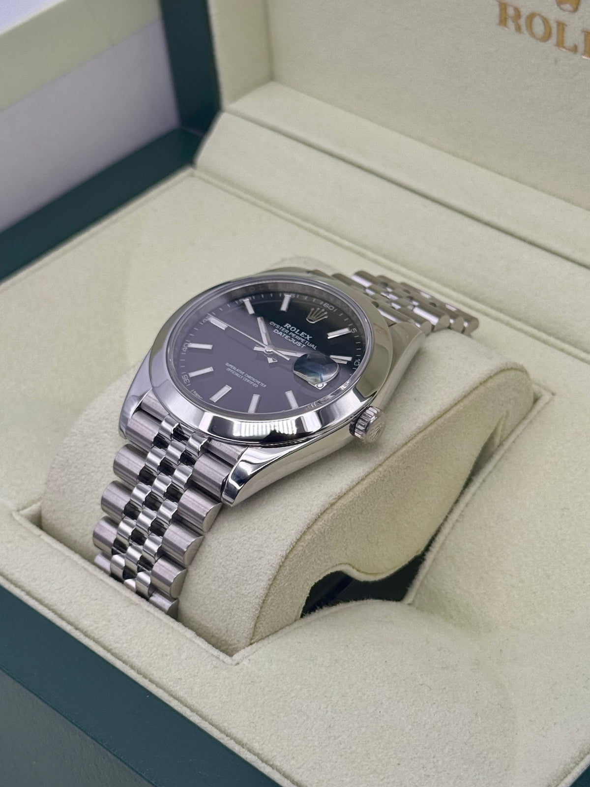 2018 Rolex Datejust 41mm 126300 Stainless Steel Jubilee Black Dial