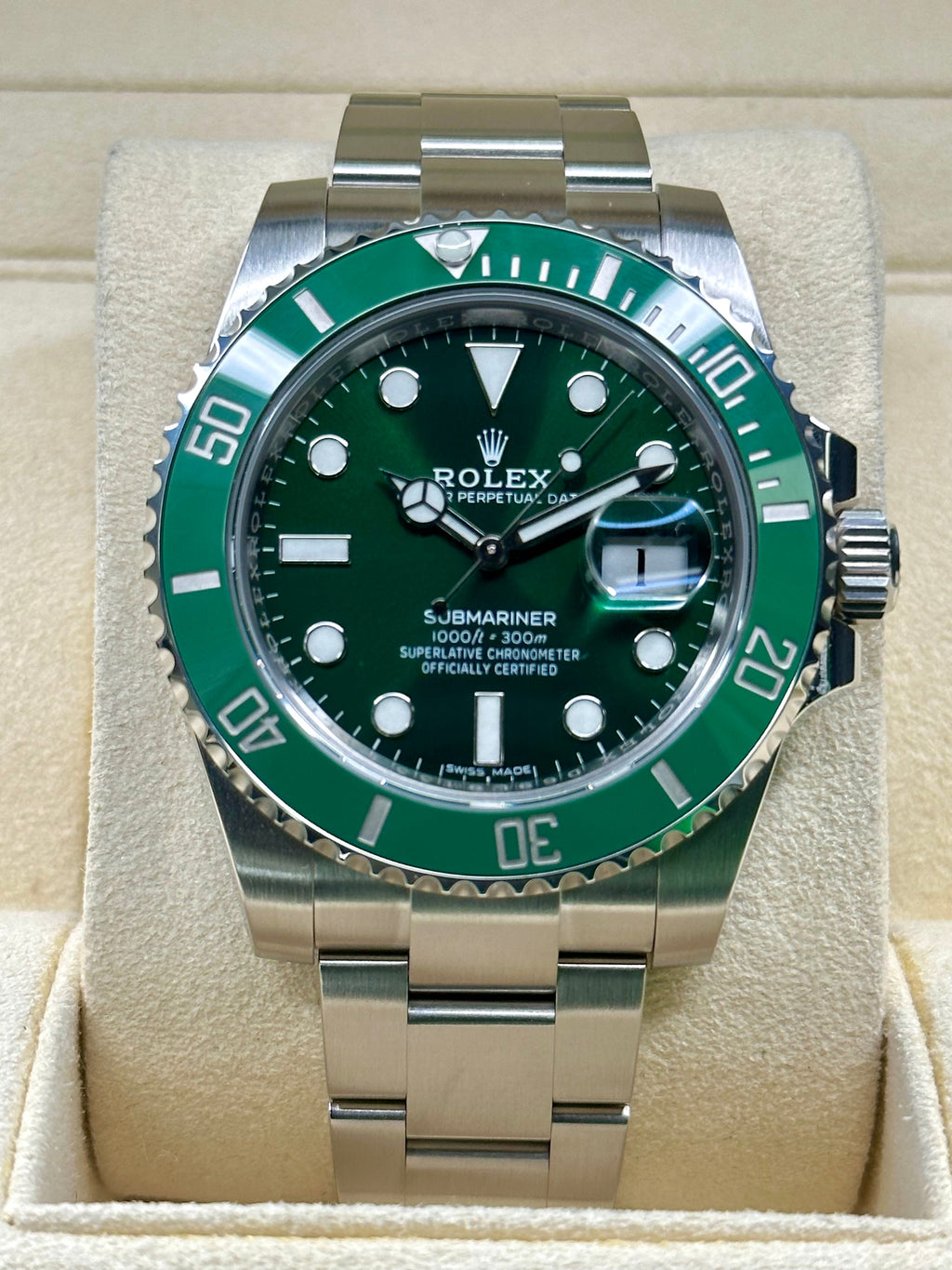 2016 Rolex Submariner "Hulk" 40mm 116610LV Green Dial