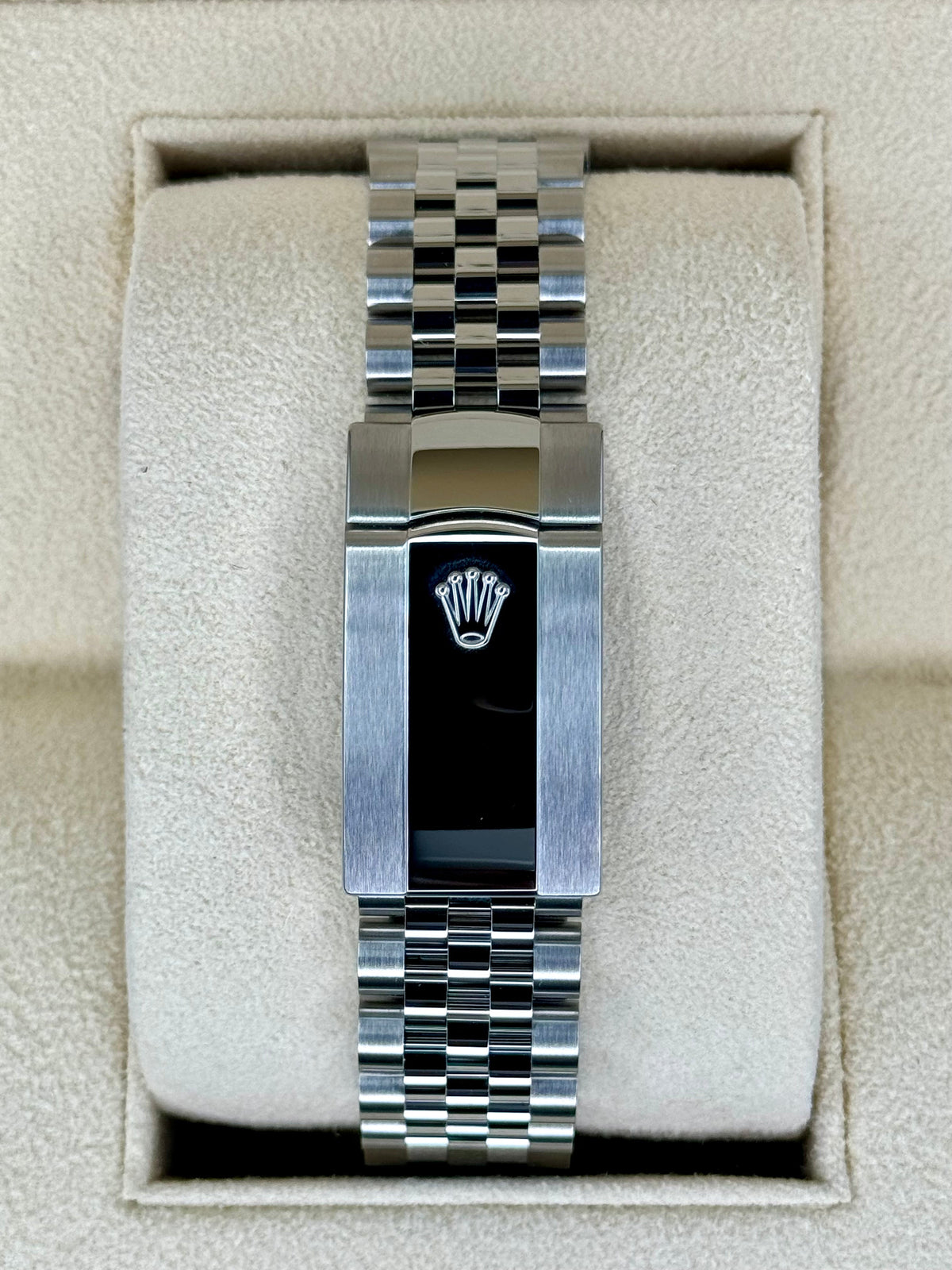 NEW 2025 Rolex Datejust 41mm 126334 Stainless Steel Jubilee Blue Dial