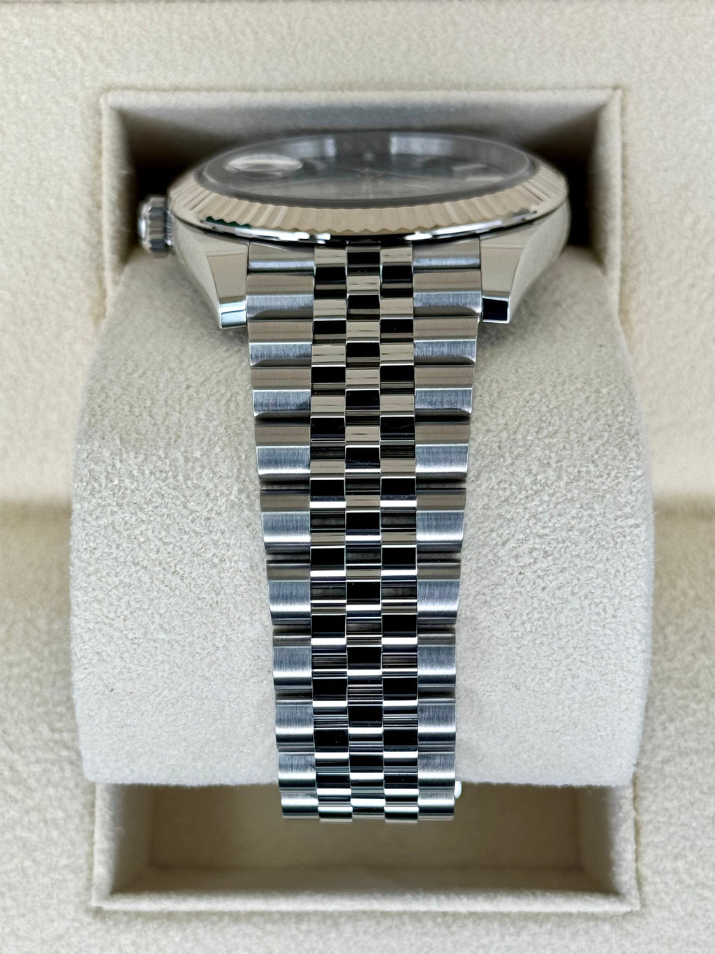 NEW 2025 Rolex Datejust 41mm 126334 Stainless Steel Jubilee Blue Dial