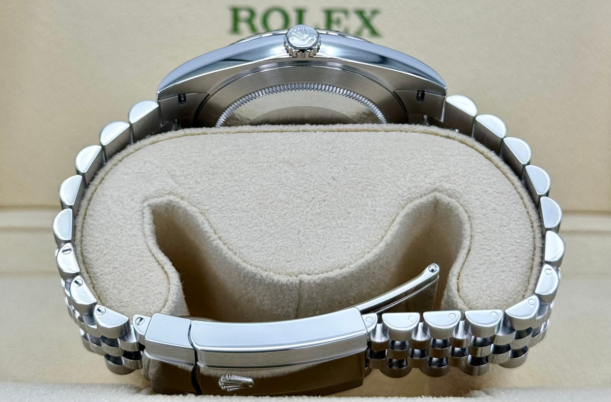 NEW 2025 Rolex Datejust 41mm 126334 Stainless Steel Jubilee Blue Dial