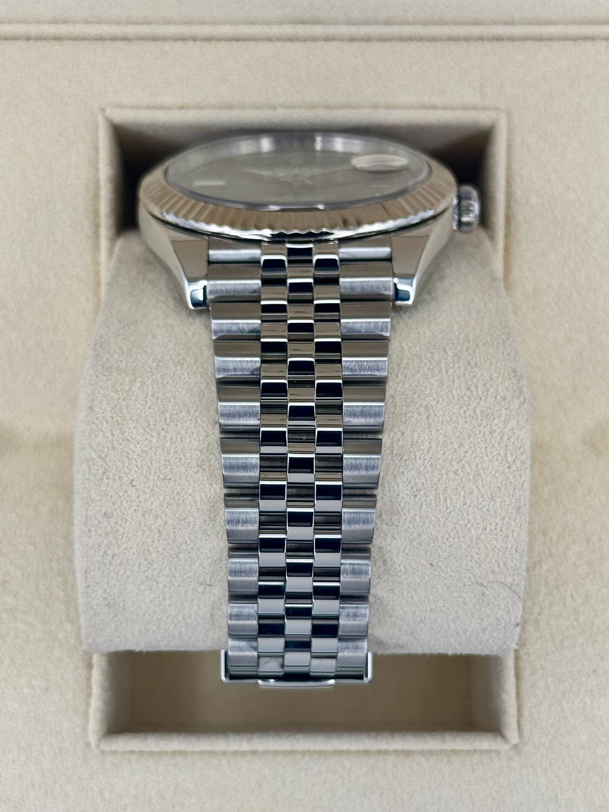 2020 Rolex Datejust 41mm 126334 Stainless Steel Jubilee Wimbledon Dial