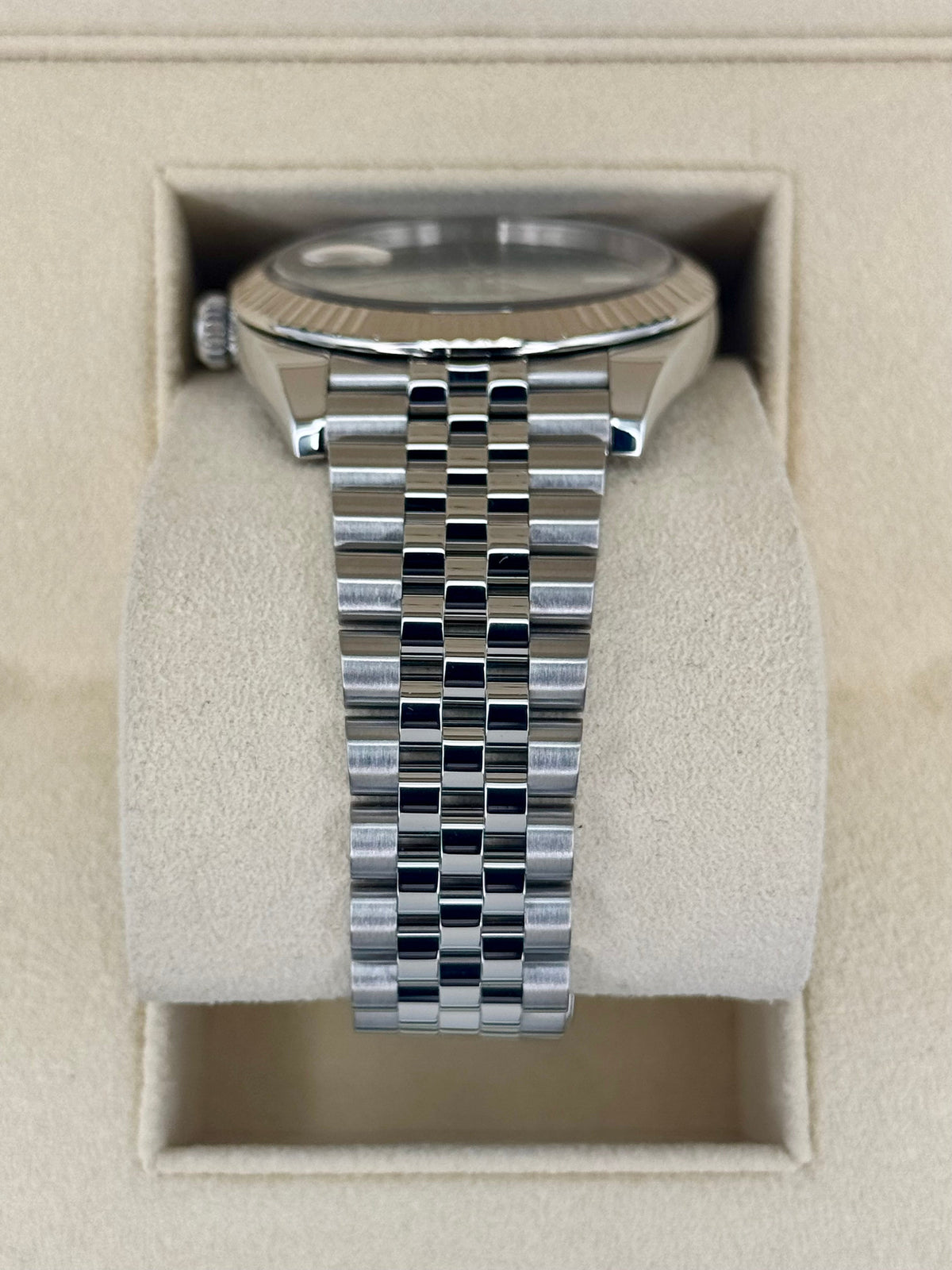 2020 Rolex Datejust 41mm 126334 Stainless Steel Jubilee Wimbledon Dial